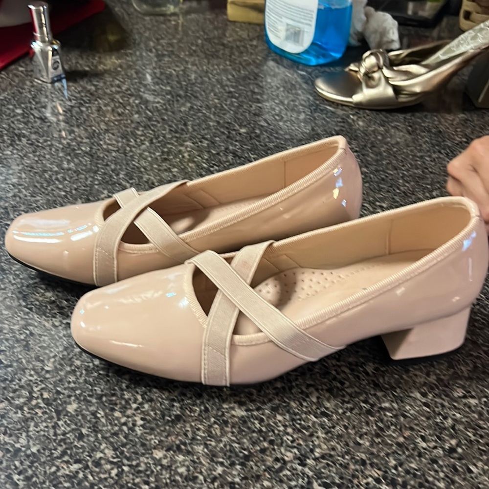 Cinak flats. Size 7. Never worn.